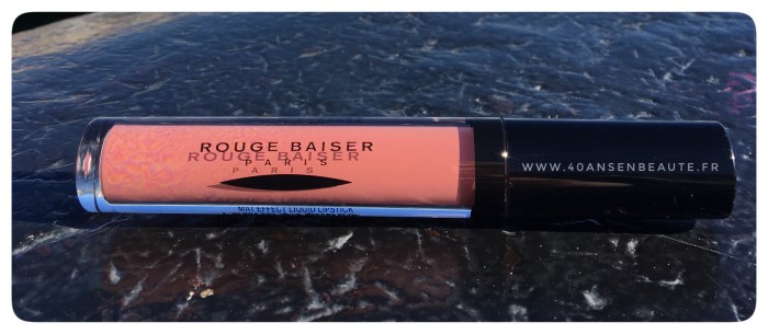 AVIS-LAQUES-A-LEVRES-ROUGE-BAISER-PARIS-MONOPRIX