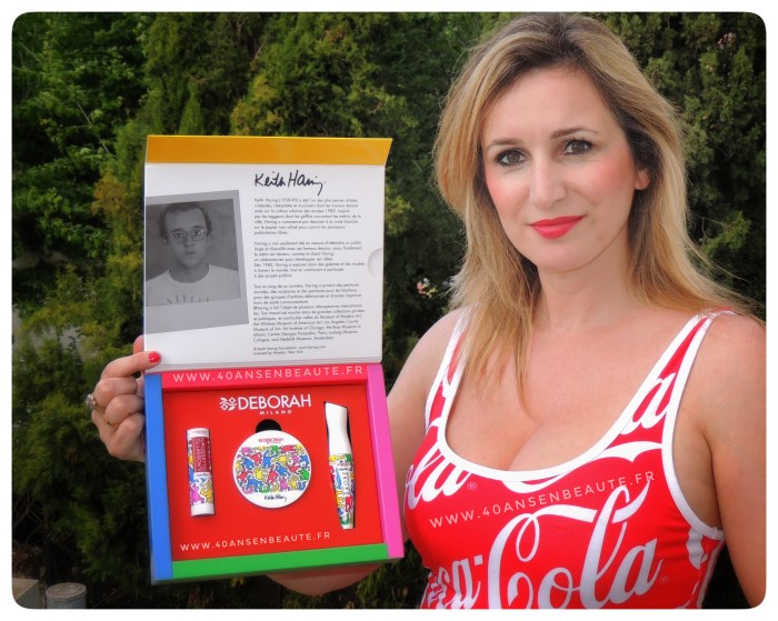 CONTENU-COFFRET-AVIS-MAQUILLAGE-KEITH-HARING-DEBORAH-MILANO-BLOG-40-ANS-EN-BEAUTE.JPG