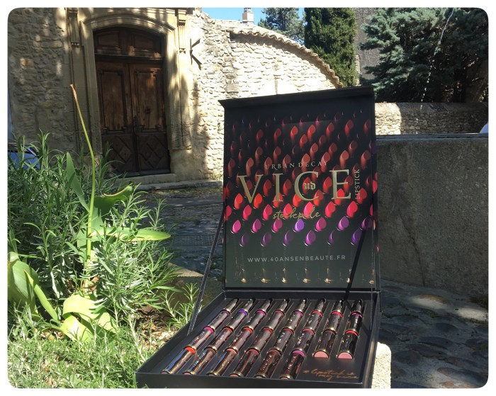 AVIS-VAULT-STOCKPILE-VICE-URBAN-DECAY-30-LIPSTICK